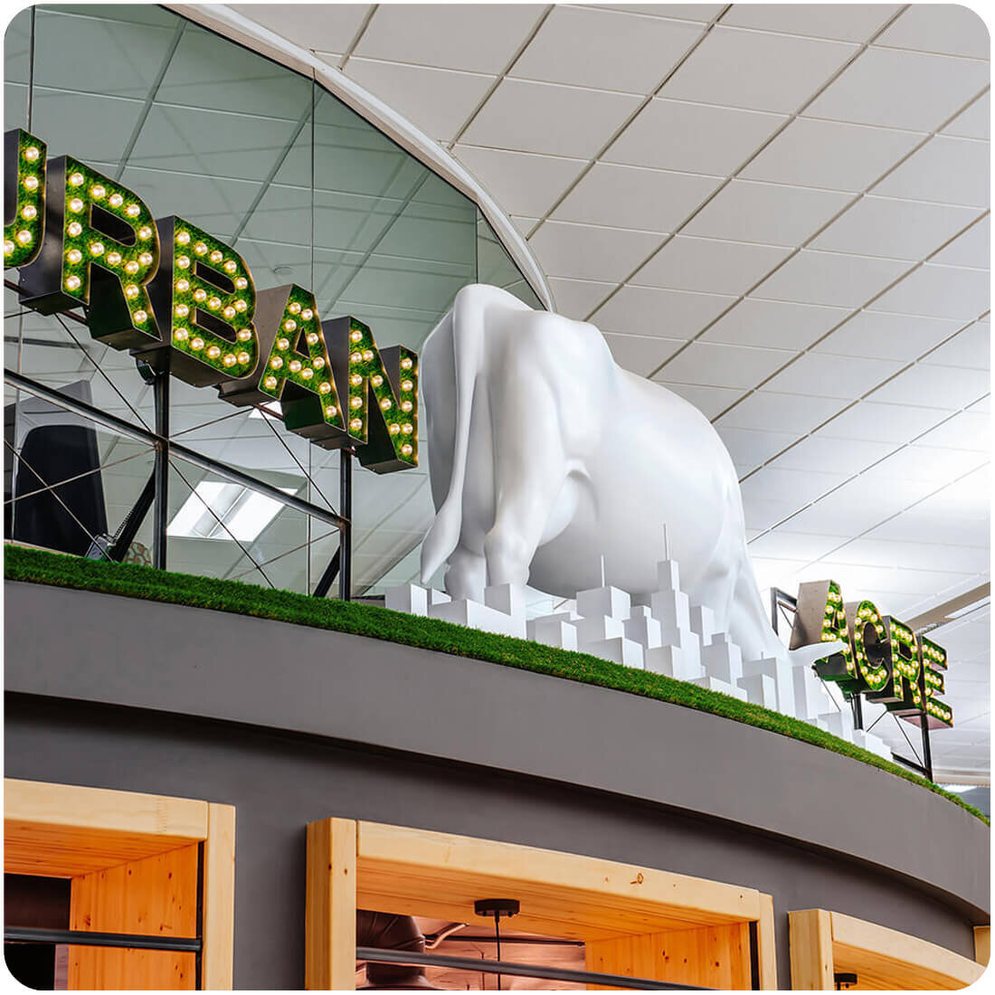 Urban Acre Restaurant / John G. Diefenbaker International Airport YXE